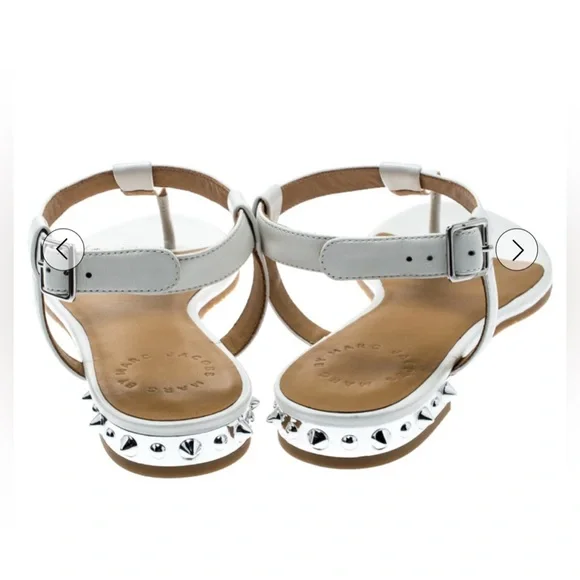 Marc by Marc Jacobs White Leather Avrum Studded Thong Sandals NEW Size 37.5 - Picture 3 of 5